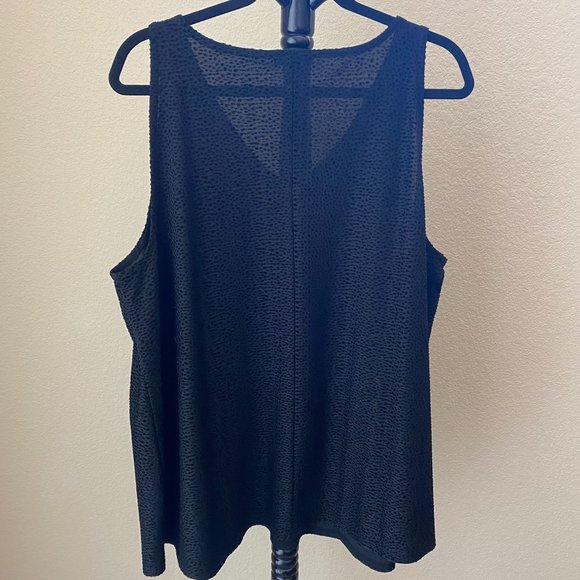 Lane Bryant, Black Velvet Textured Tank Top, Shell, Size 22 - Picture 2 of 5